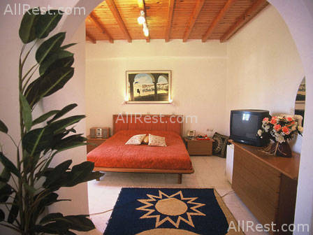 Dionysos Hotel 8